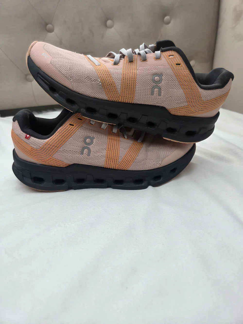 On Cloudgo Women’s 9.5 Rose Magnet Orange Running Shoes CloudTec Sneakers